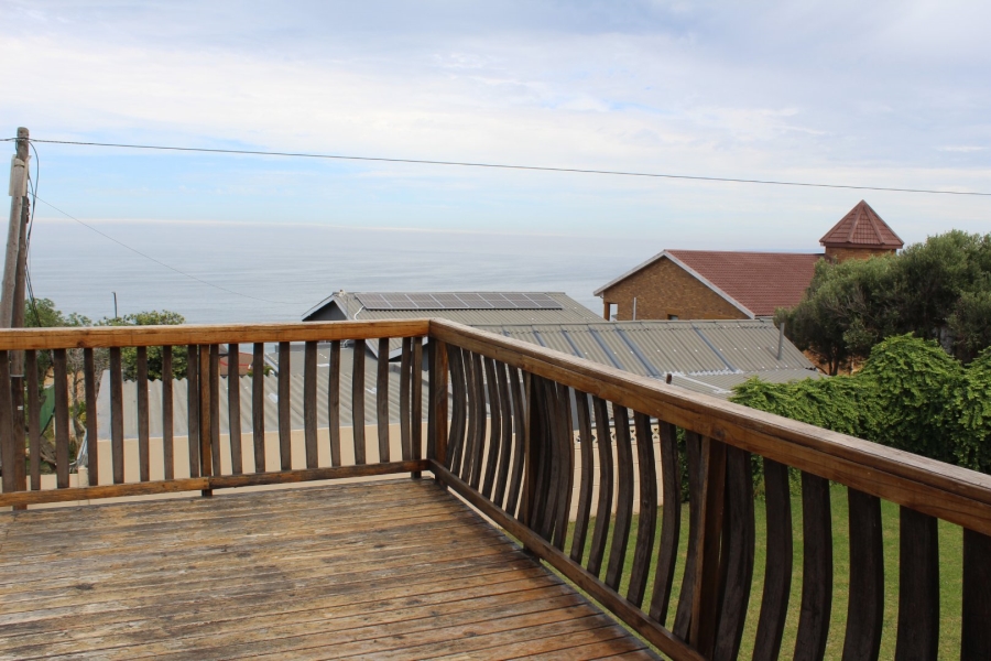  Bedroom Property for Sale in Dana Bay Western Cape